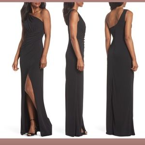 NEW Maria Bianca Nero Black One-Shoulder Gown‎